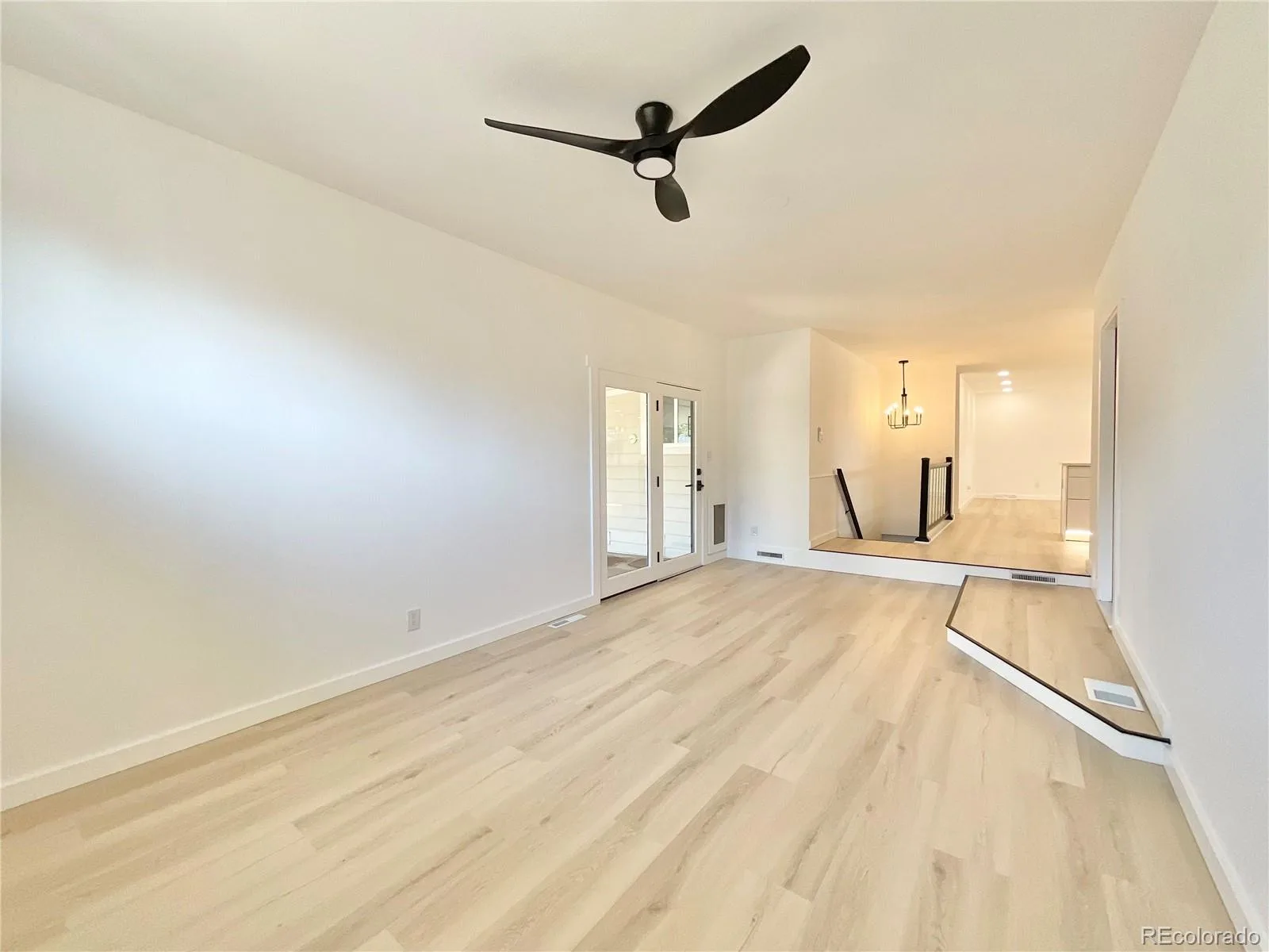1455 S Hoyt Street Lakewood CO 80232 | MLS #REC7719355 08282026000444 1600 20