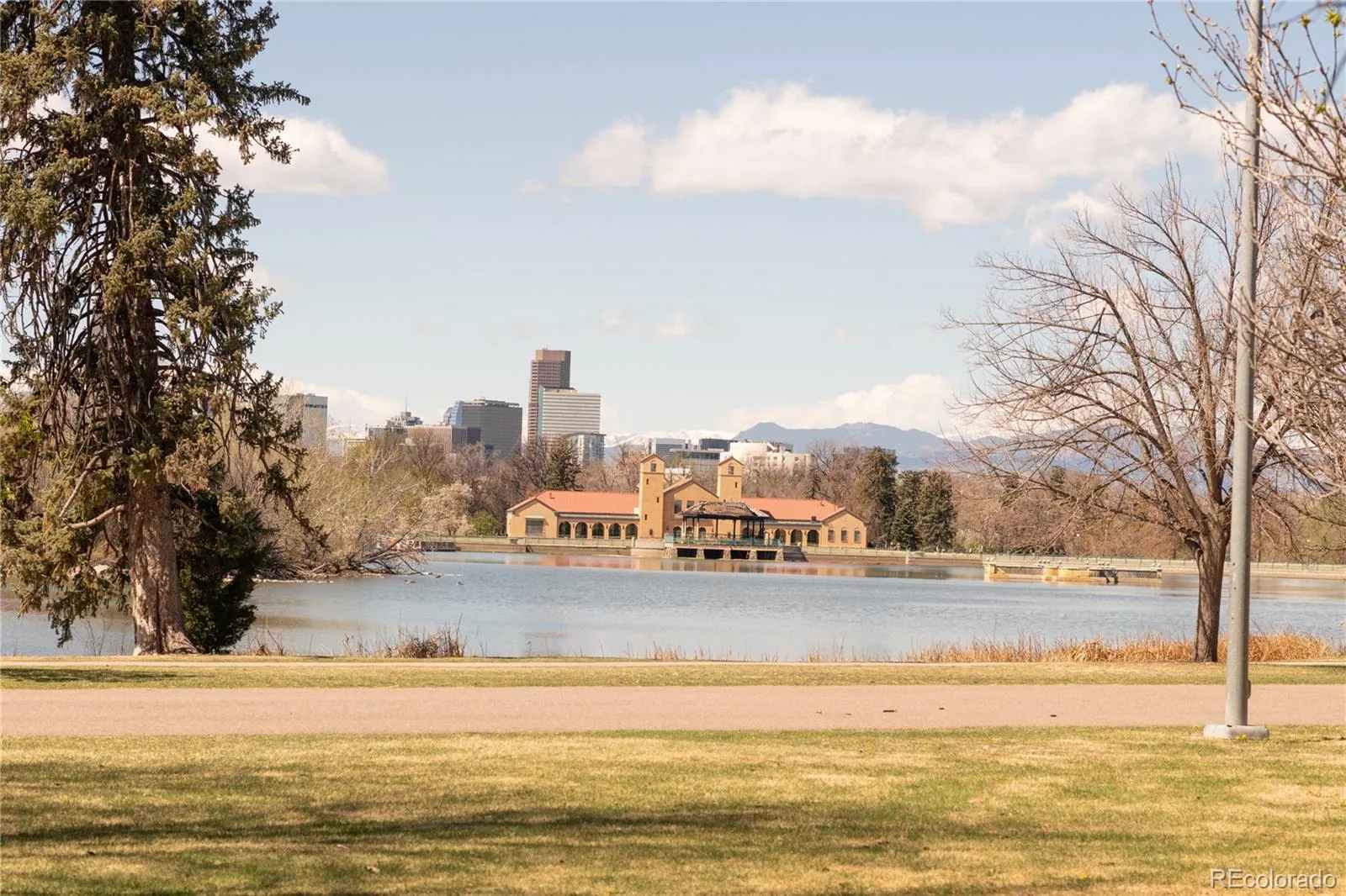 04212026183435 1600 24