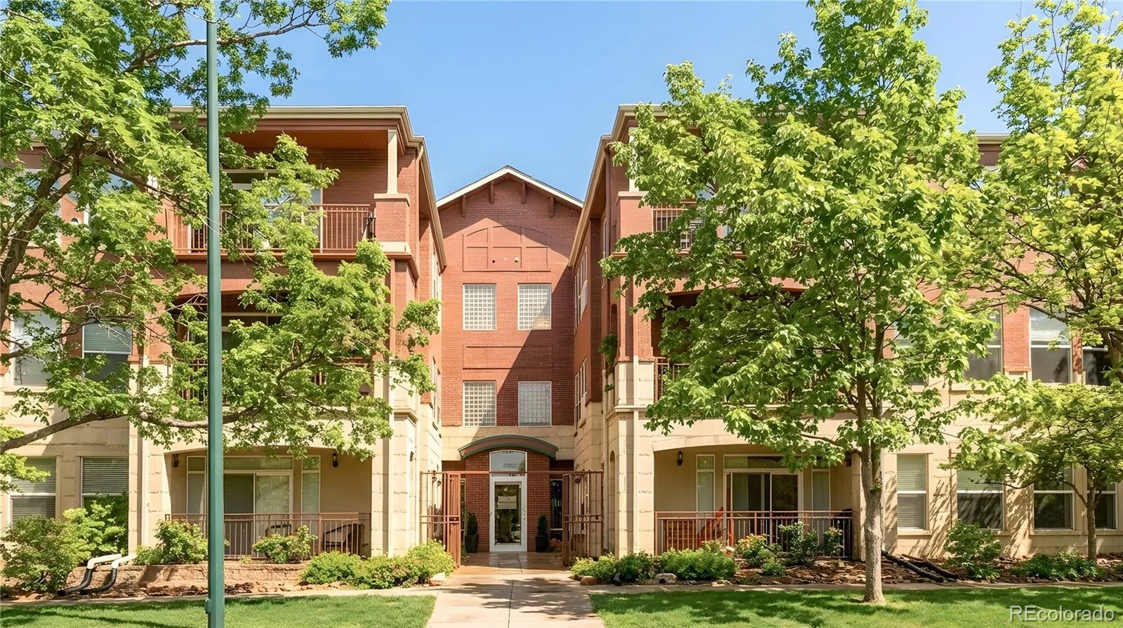2100 N Humboldt Street #107 Denver CO 80205 MLS #REC7720055 05292026192430 1600 1