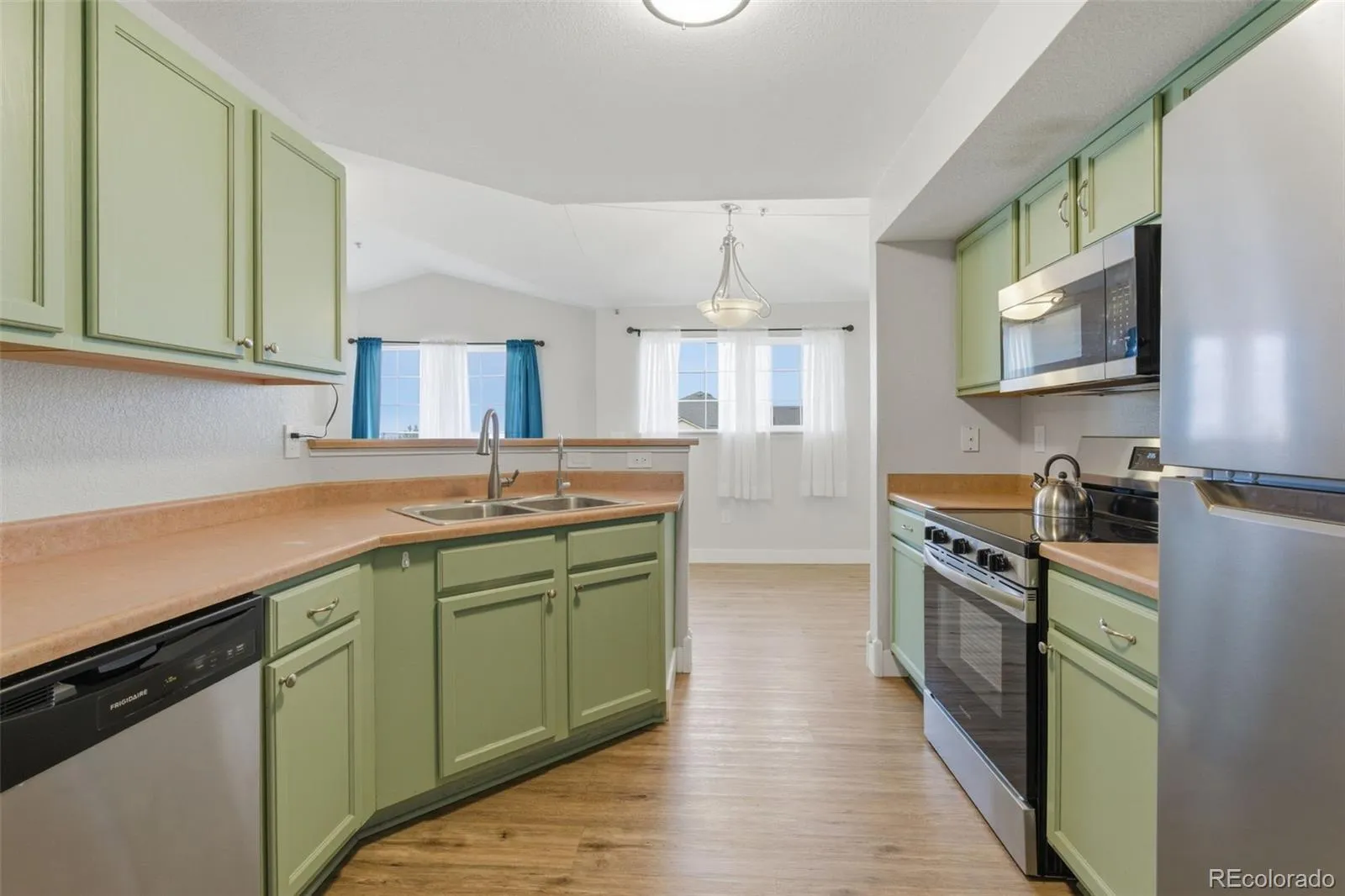 5733 N Gibralter Way #3-308 Aurora CO 80019 MLS #REC7723157 05022026053721 1600 5