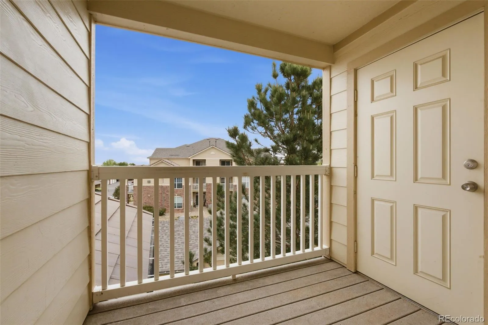 5733 N Gibralter Way #3-308 Aurora CO 80019 MLS #REC7723157 05022026053721 1600 8
