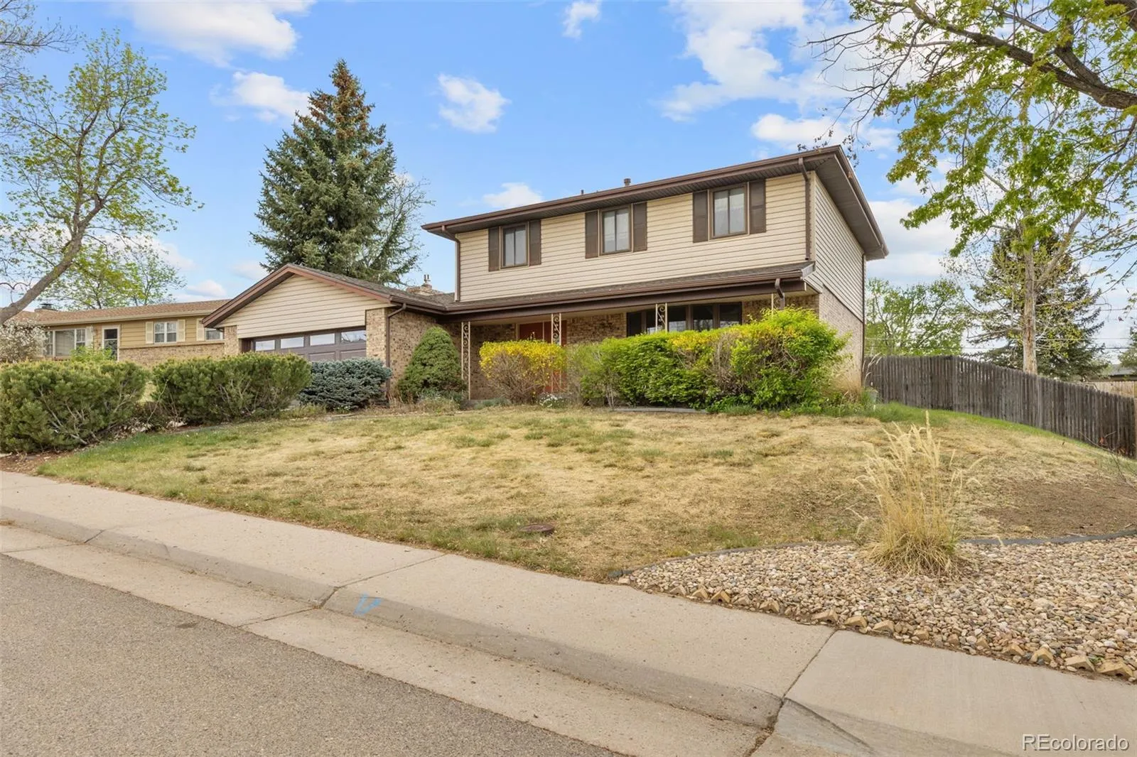 6189 S Ash Circle Centennial CO 80121 MLS #REC7726052 04182026170210 1600 1