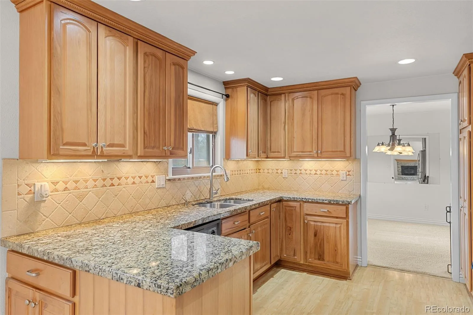 6189 S Ash Circle Centennial CO 80121 MLS #REC7726052 04182026170210 1600 13
