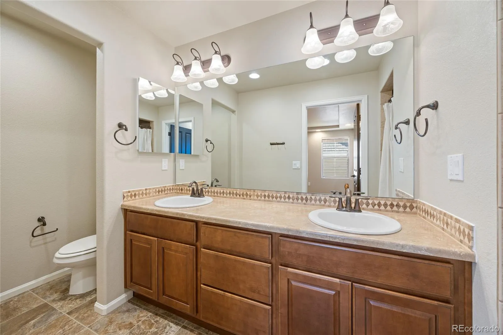1178 Freedom Way Castle Rock CO 80109 | MLS #REC7728761 04202026172145 1600 19