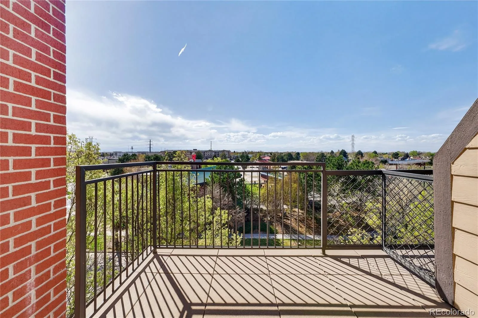 15475 Andrews Drive #406 Denver CO 80239 | MLS #REC7730029 06162026221536 1600 11