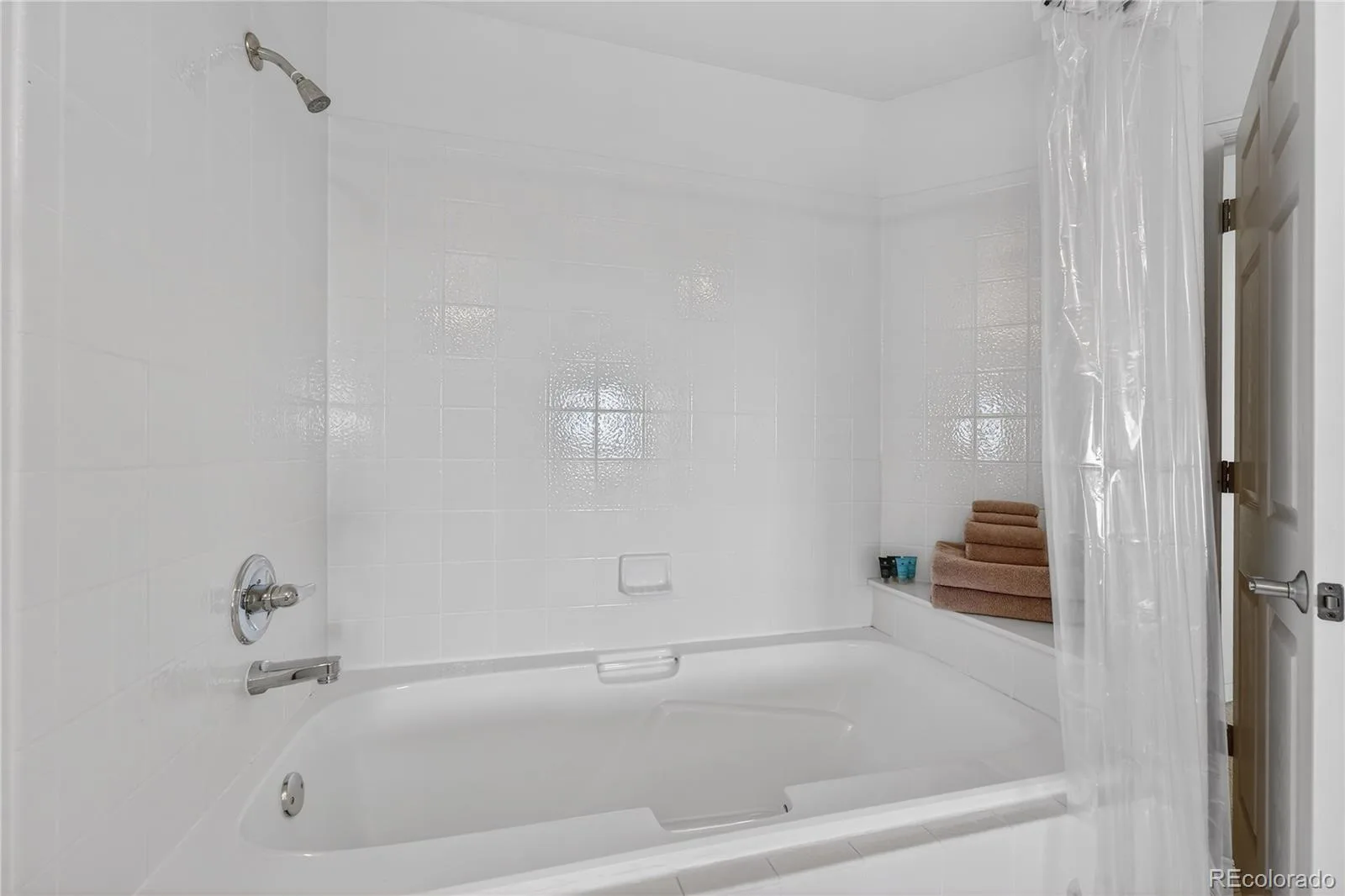 15475 Andrews Drive #406 Denver CO 80239 | MLS #REC7730029 06162026221536 1600 14