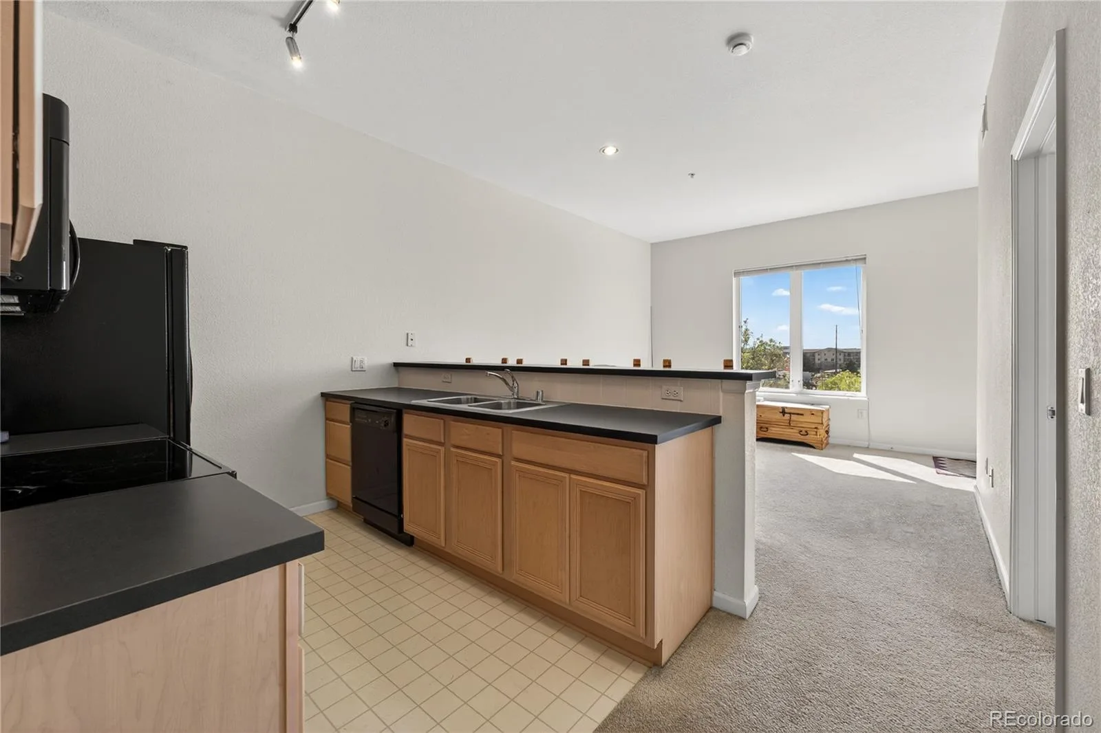 15475 Andrews Drive #406 Denver CO 80239 | MLS #REC7730029 06162026221536 1600 4