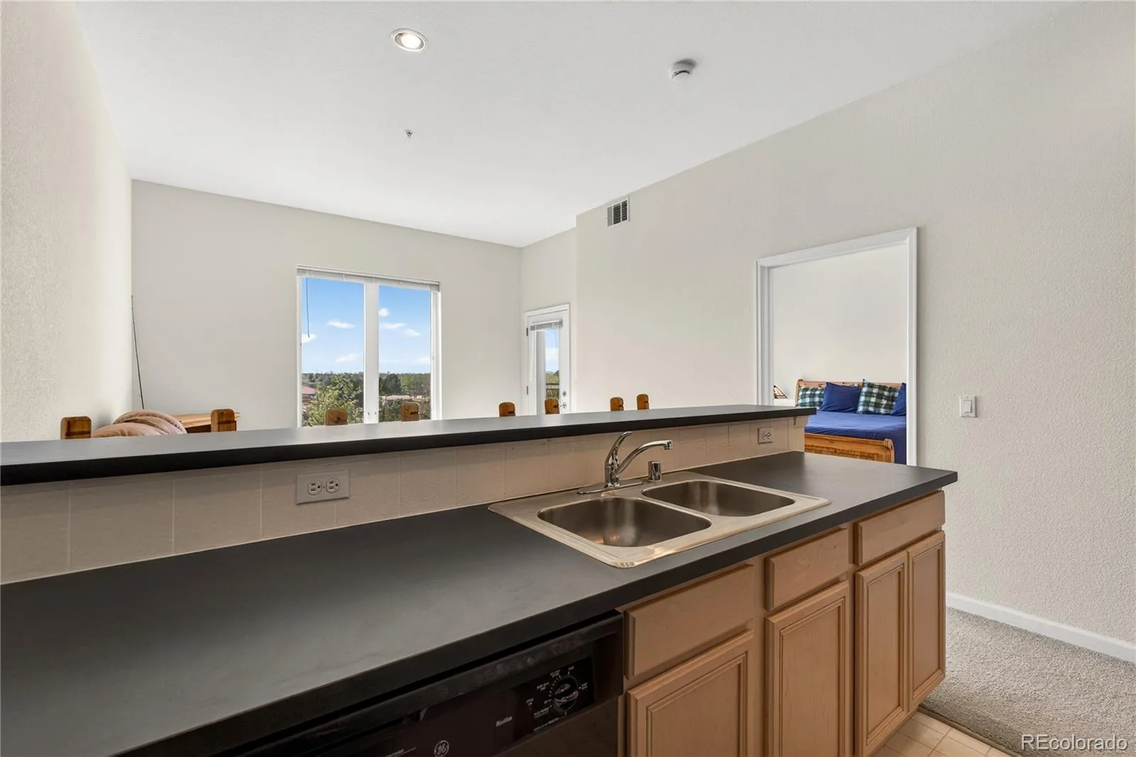 15475 Andrews Drive #406 Denver CO 80239 | MLS #REC7730029 06162026221536 1600 5