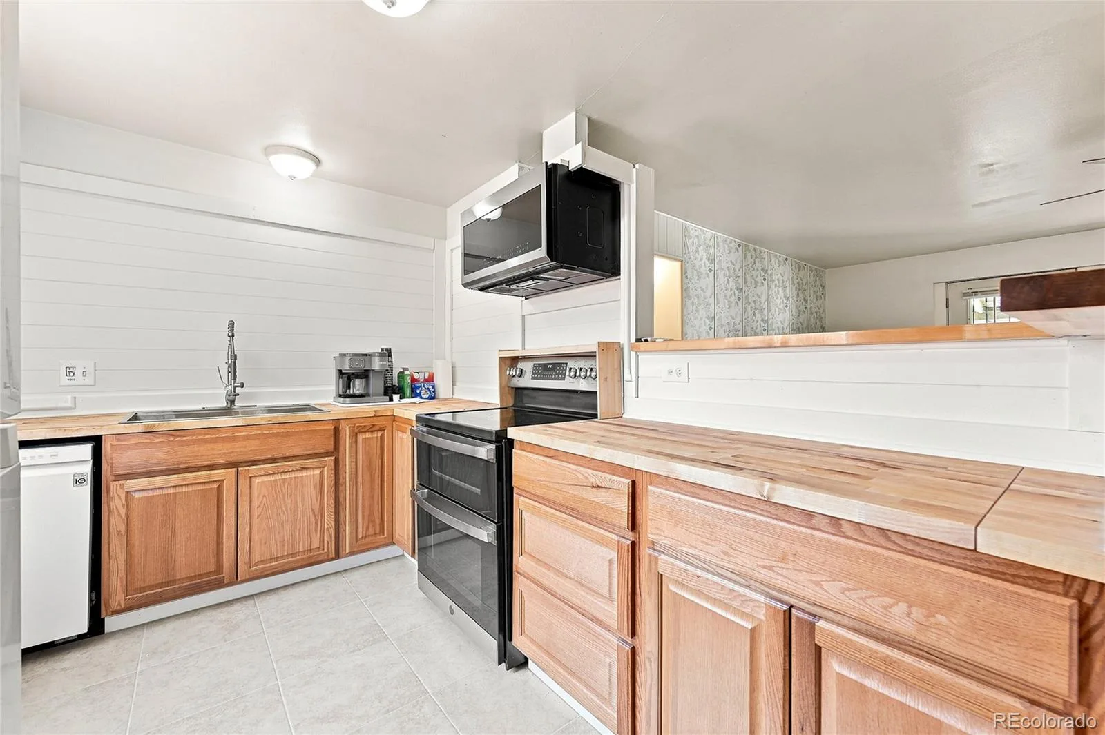 8170 Stuart Street Westminster CO 80031 | MLS #REC7731783 07212026192208 1600 13