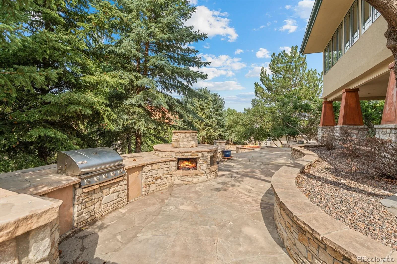 4737 Ponderosa Trail Littleton CO 80125 | MLS #REC7732106 08262026011538 1600 36