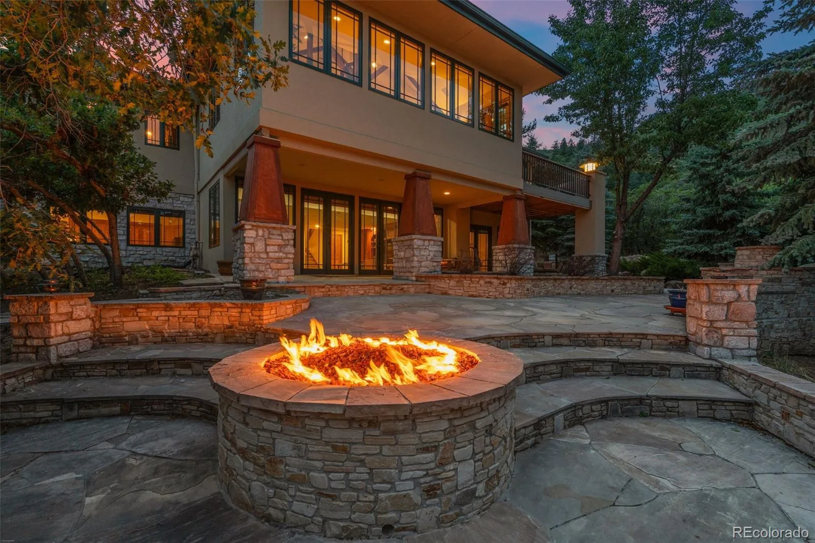 4737 Ponderosa Trail Littleton CO 80125 | MLS #REC7732106 08262026011538 1600 43
