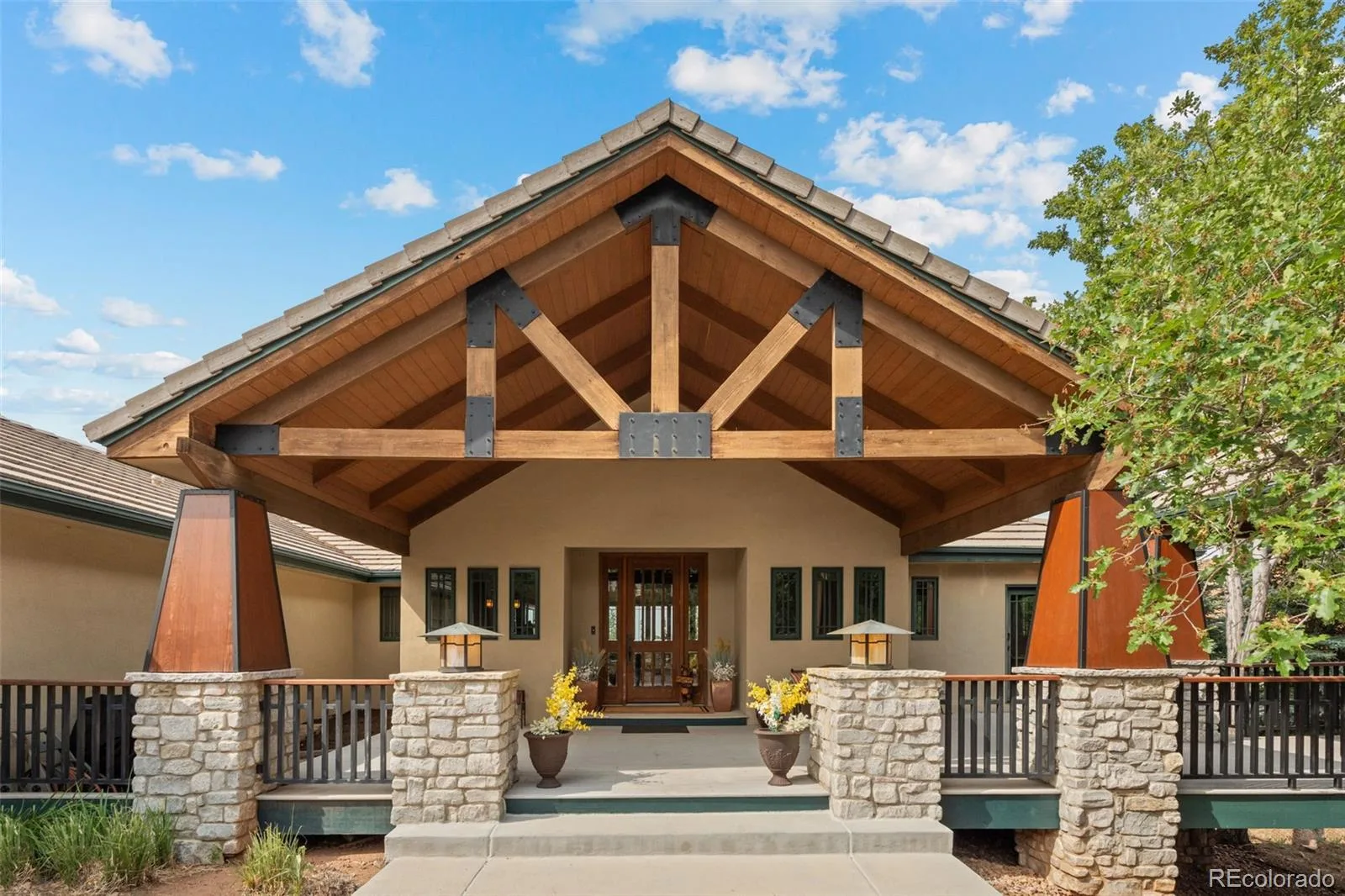 4737 Ponderosa Trail Littleton CO 80125 | MLS #REC7732106 08262026011538 1600 45