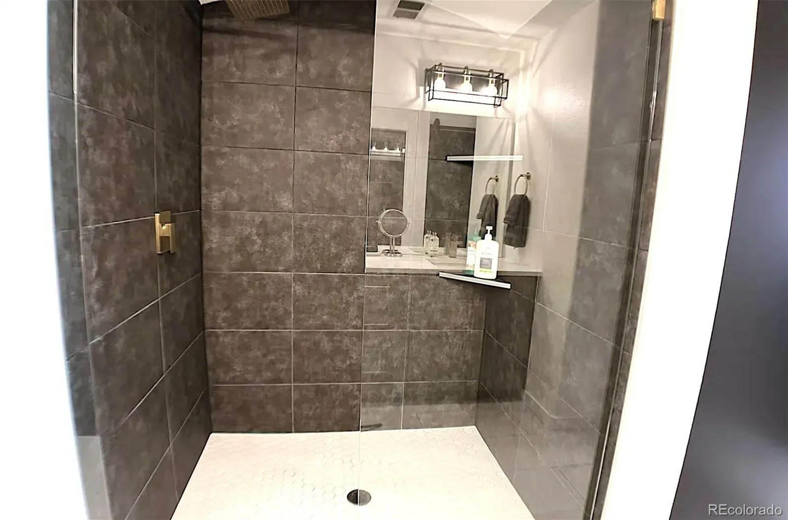 03282026023120 1600 22