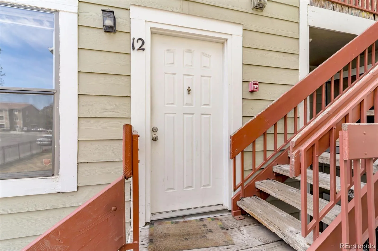 992 S Dearborn Way #12 Aurora CO 80012 MLS #REC7736535 05152026200930 1600 1