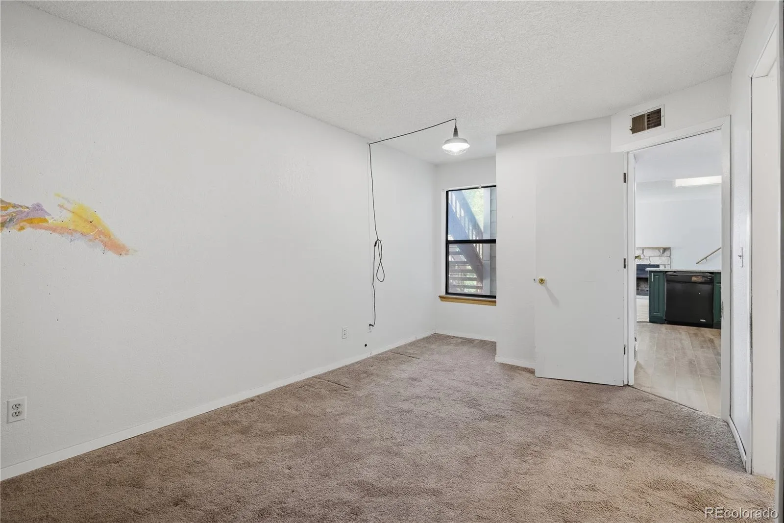 992 S Dearborn Way #12 Aurora CO 80012 MLS #REC7736535 05152026200930 1600 5
