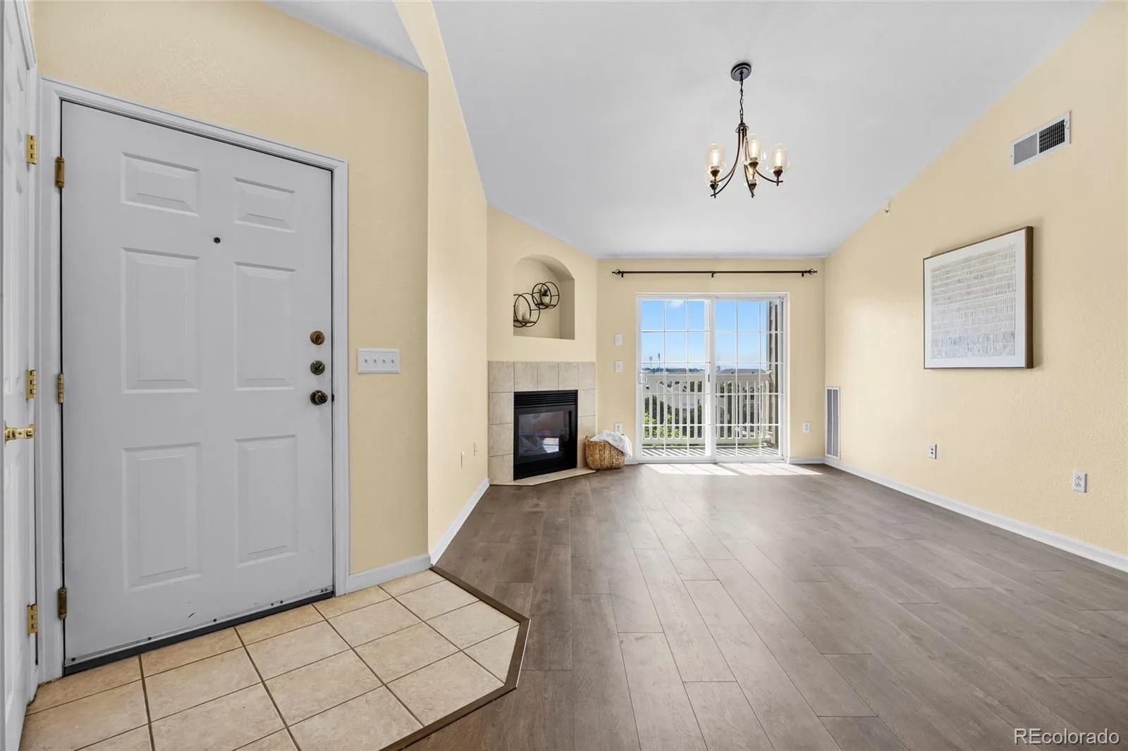 7440 S Blackhawk Street #4-305 Englewood CO 80112 | MLS #REC7739076 07202026144945 1600 4