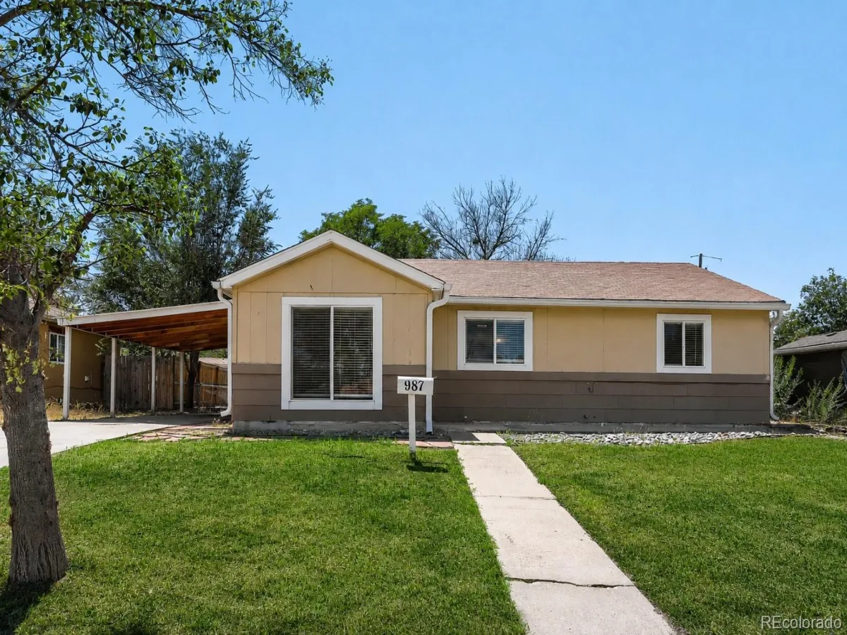 987 Vaughn Street Aurora CO 80011 | MLS #REC7739733 08242026204649 1200 1