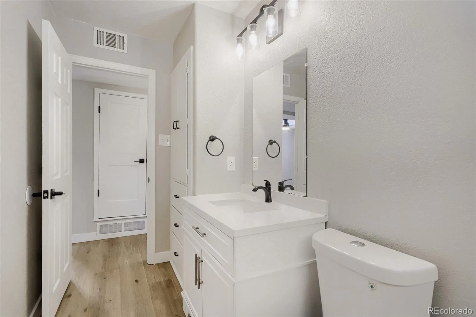 987 Vaughn Street Aurora CO 80011 | MLS #REC7739733 08242026204649 1600 12