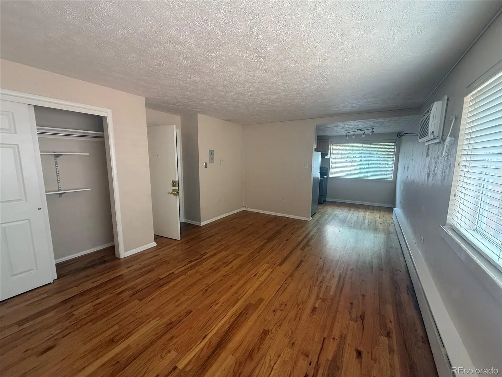 1063 N Clarkson Street #8 Denver CO 80218 | MLS #REC7740428 07272026210339 1600 35