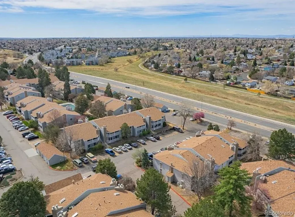 908 S Walden Way #203 Aurora CO 80017 | MLS #REC7741868 07202026232931 1024 19