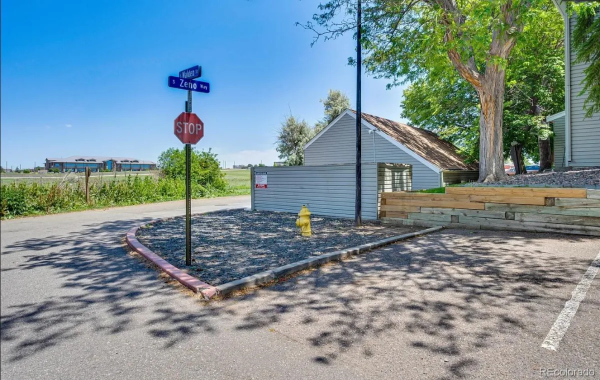 908 S Walden Way #203 Aurora CO 80017 | MLS #REC7741868 07202026232931 1200 15