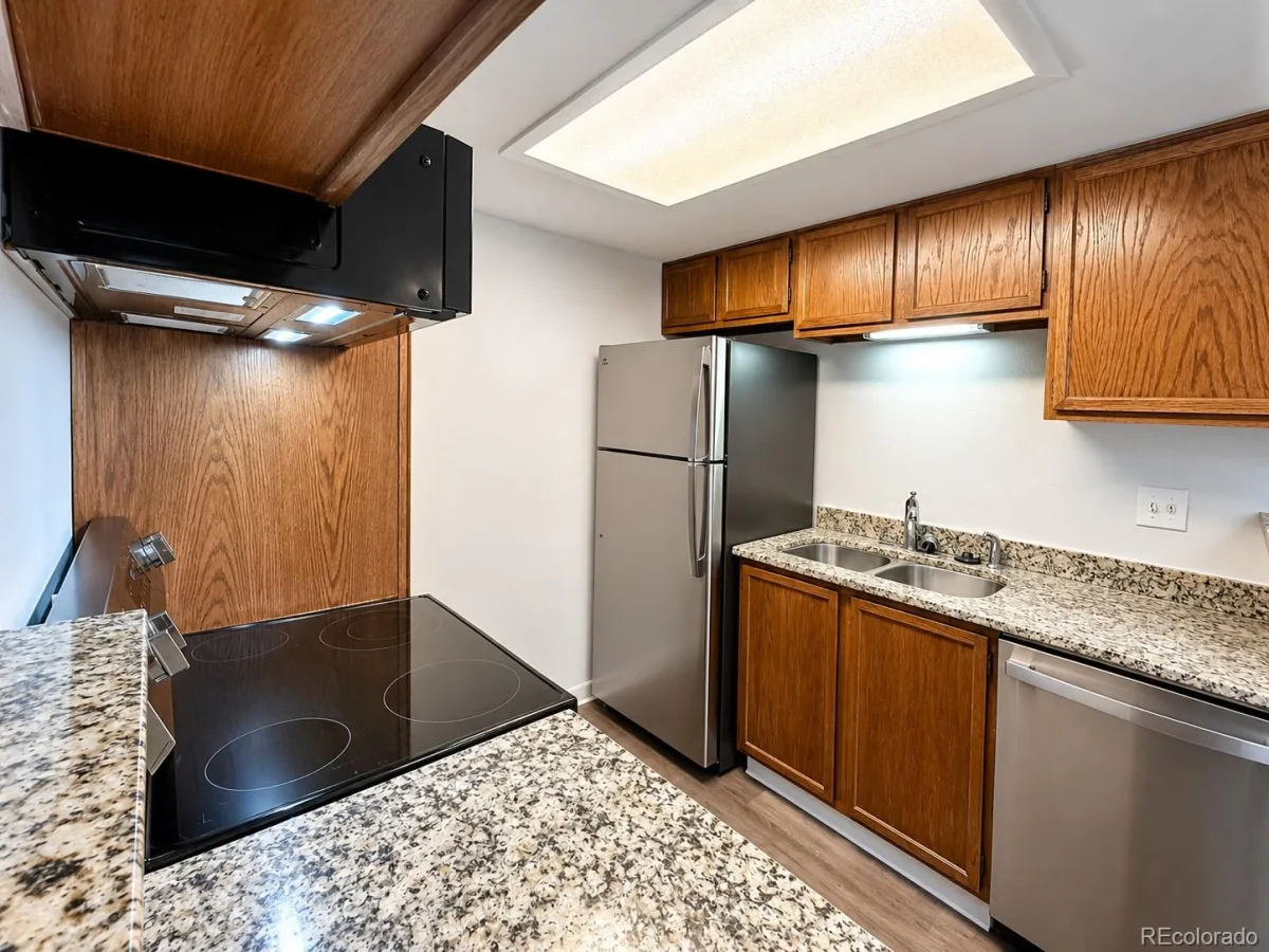 908 S Walden Way #203 Aurora CO 80017 | MLS #REC7741868 07202026232931 1200 6