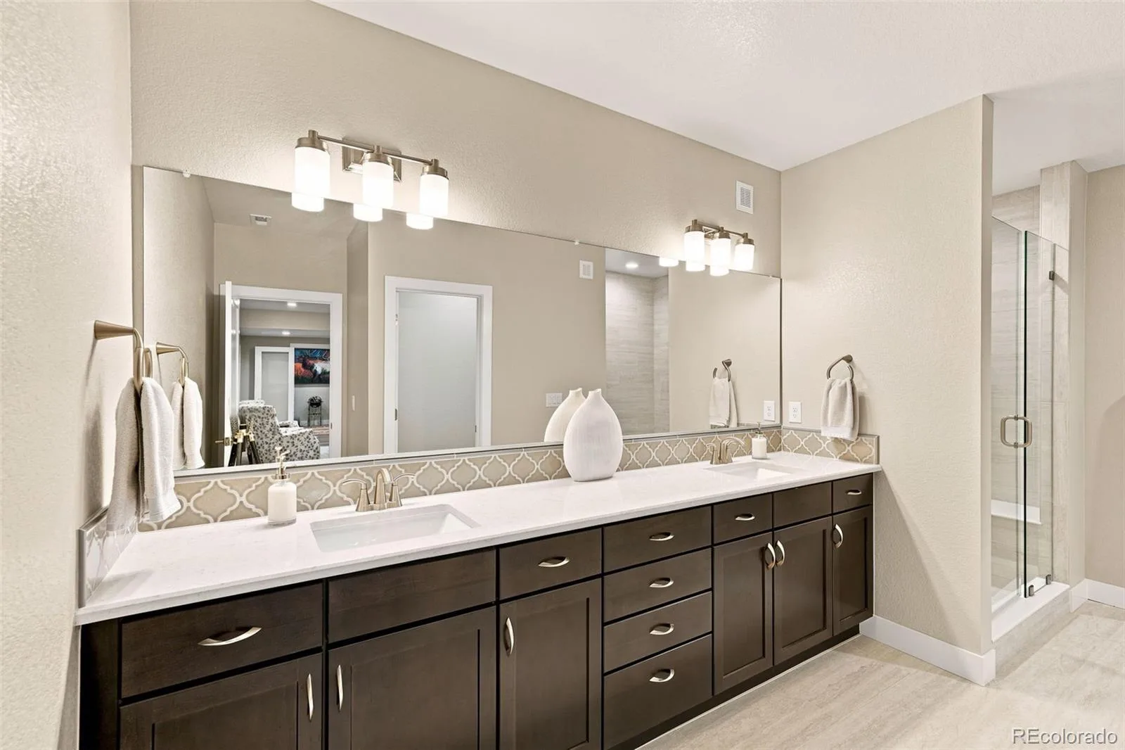 8263 Estes Park Avenue Littleton CO 80125 | MLS #REC7742490 08072026203255 1600 33