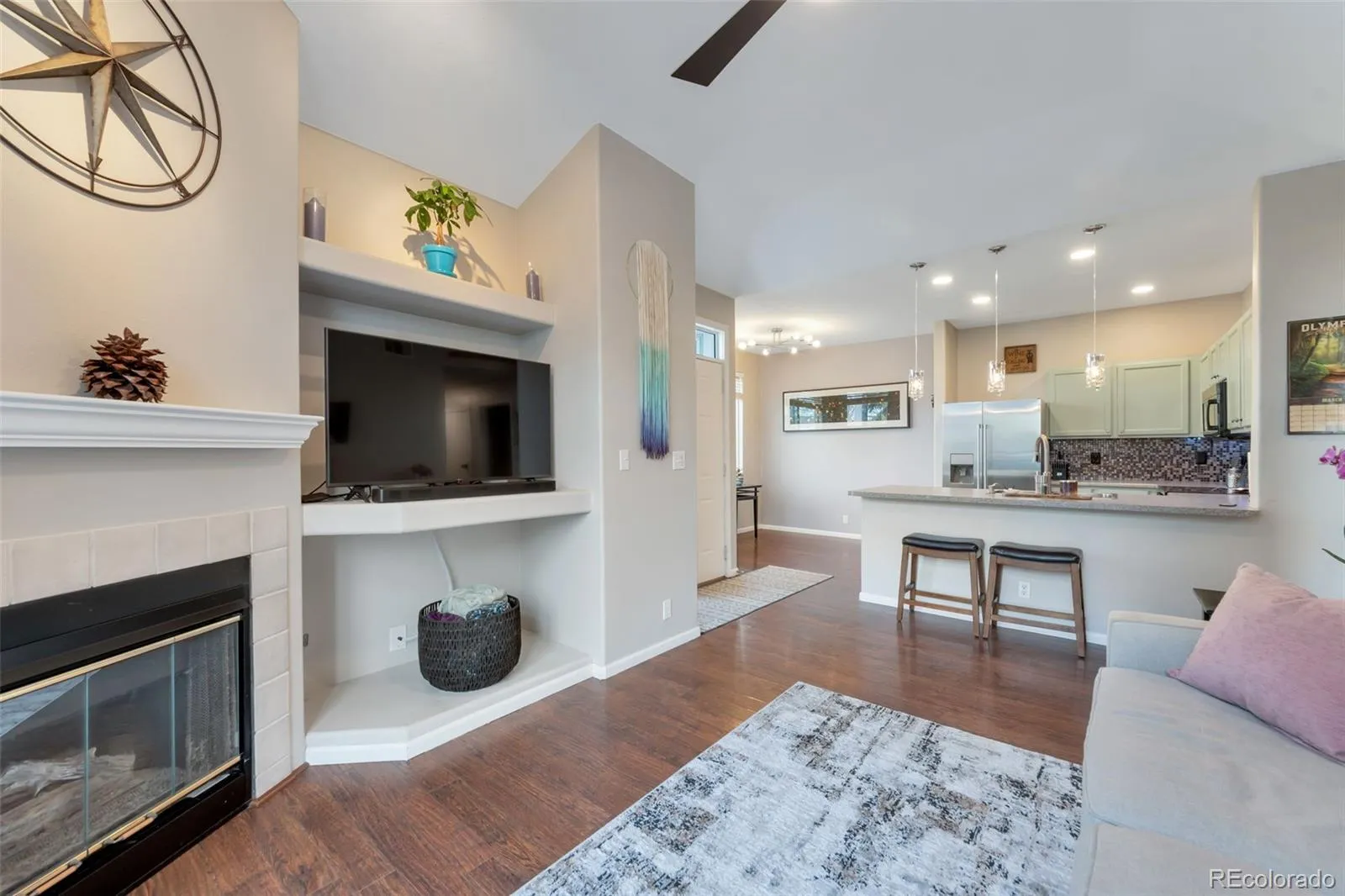 04012026160840 1600 11