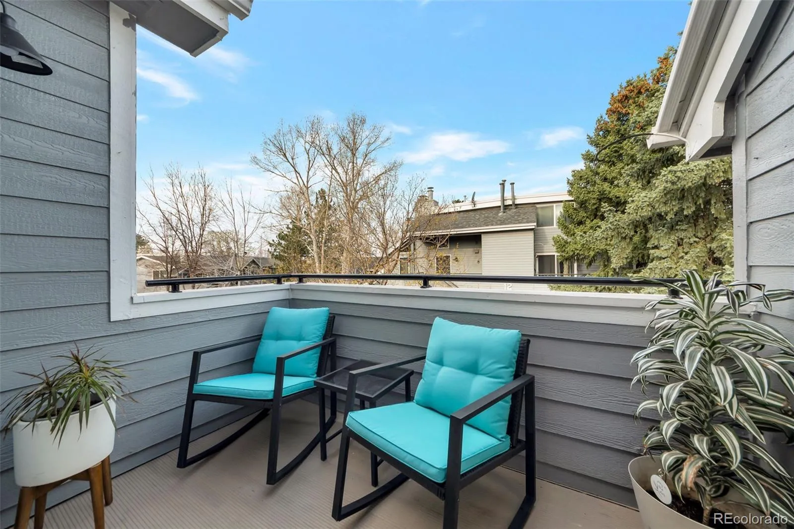 04012026160840 1600 12