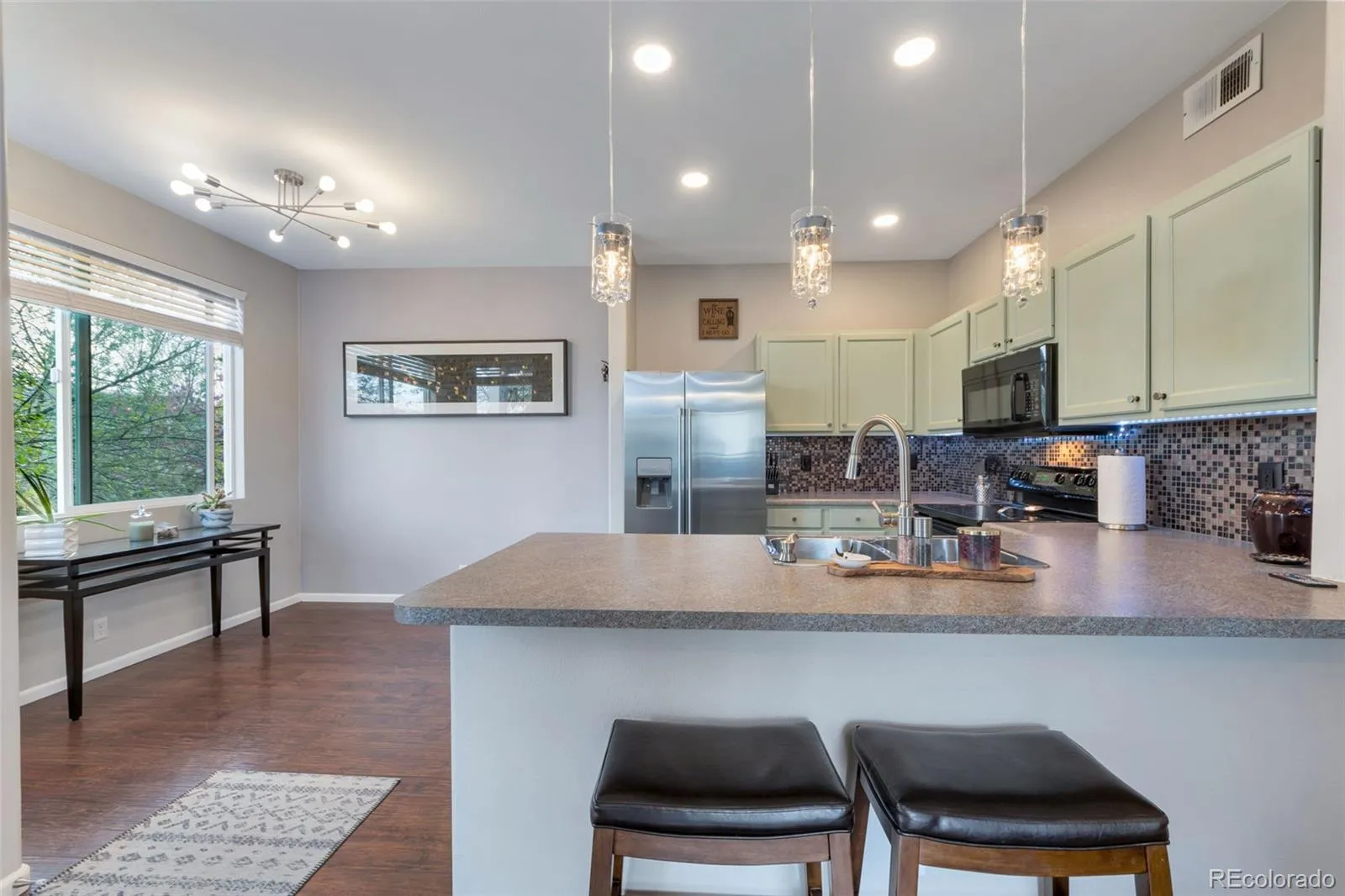 04012026160840 1600 8