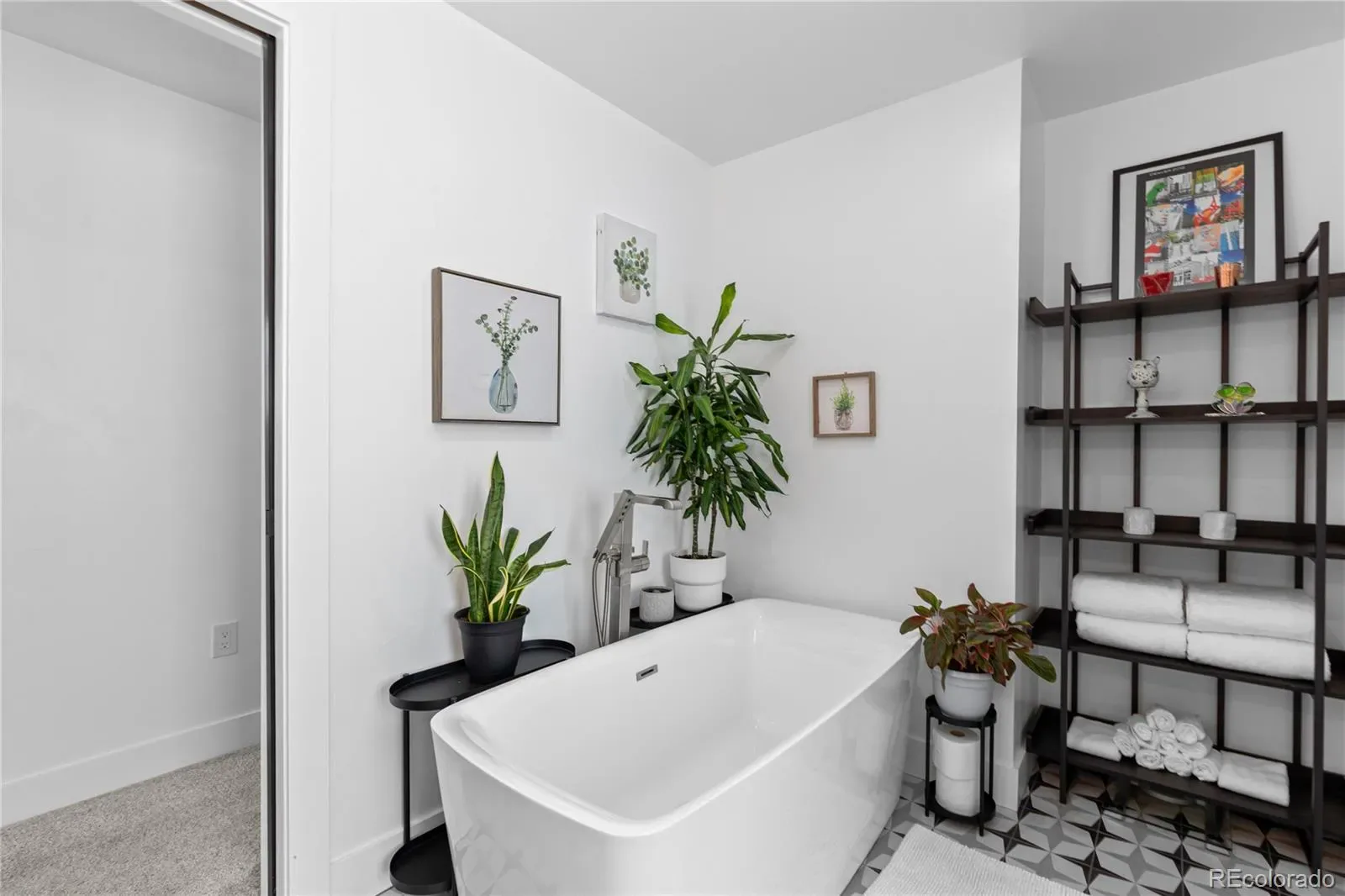 03202026010634 1600 25