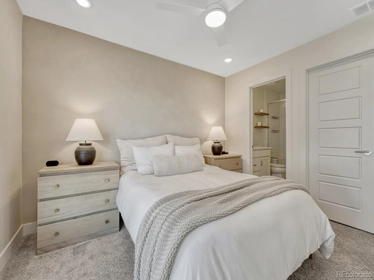 2022 S Holly Street #4 Denver CO 80222 | MLS #REC7747597 08262026181607 1200 23