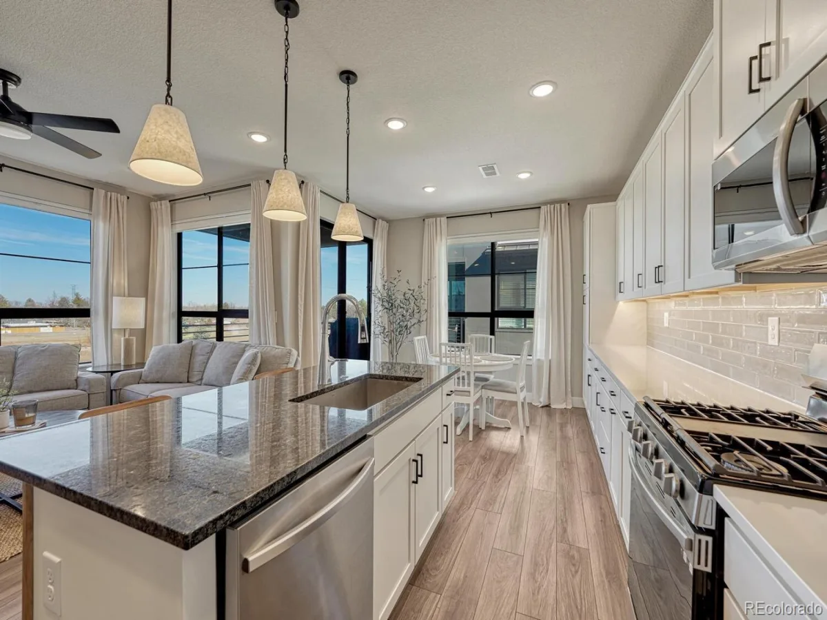 2022 S Holly Street #4 Denver CO 80222 | MLS #REC7747597 08262026181607 1200 7