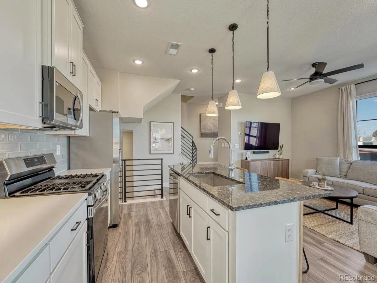 2022 S Holly Street #4 Denver CO 80222 | MLS #REC7747597 08262026181607 1200 8