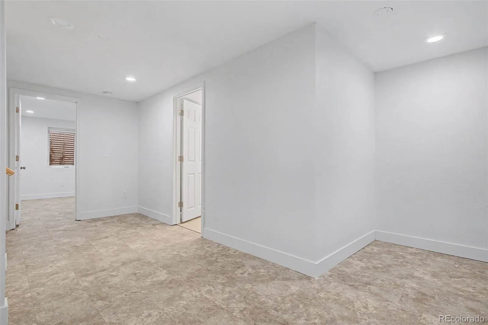 13743 E Marina Drive #A Aurora CO 80014 | MLS #REC4072489 09222026091622 1600 32
