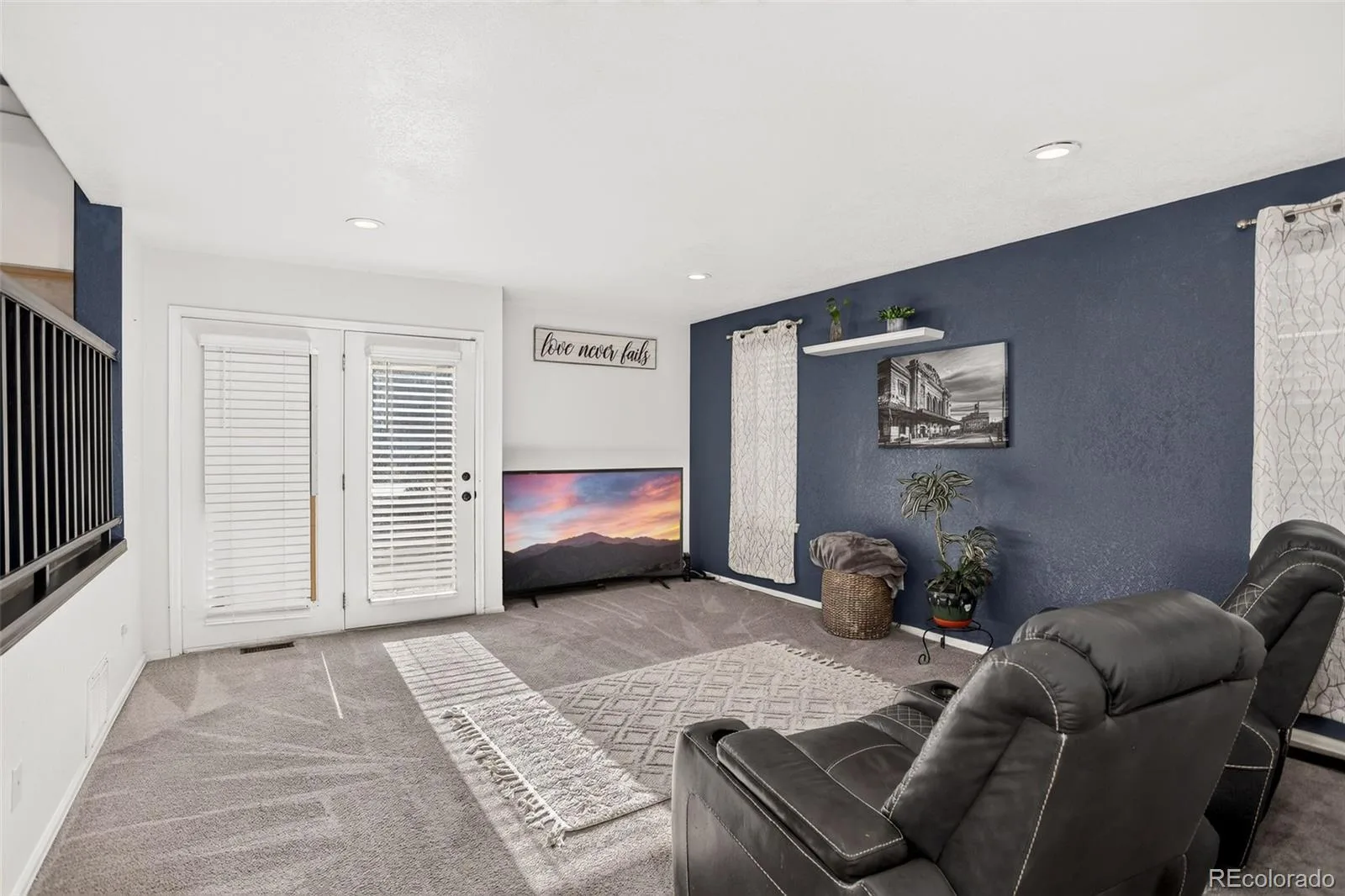10026 Westside Circle Littleton CO 80125 | MLS #REC7749118 08032026192653 1600 14
