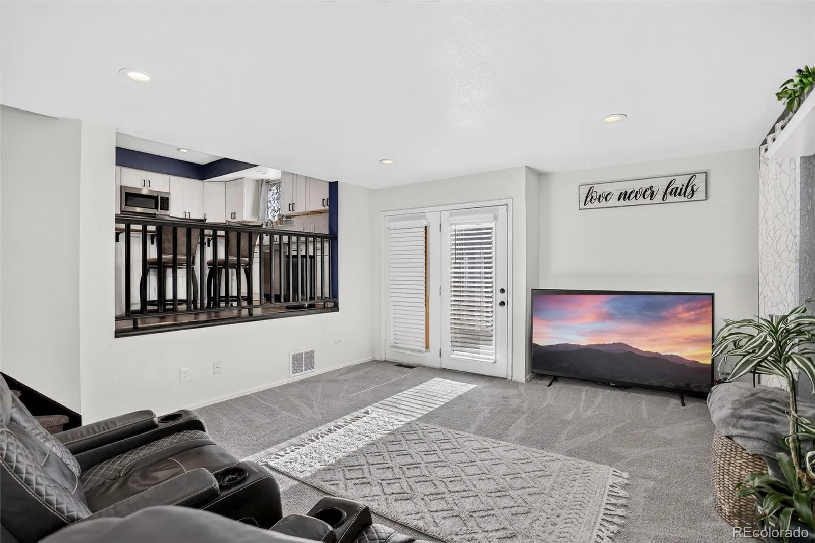 10026 Westside Circle Littleton CO 80125 | MLS #REC7749118 08032026192653 1600 15