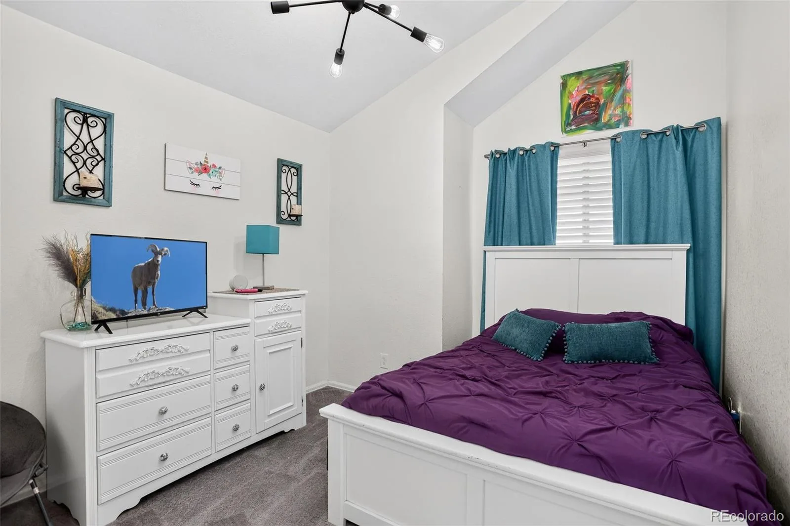 10026 Westside Circle Littleton CO 80125 | MLS #REC7749118 08032026192653 1600 26