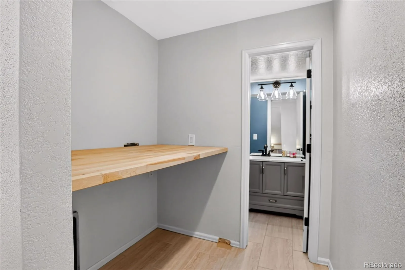10026 Westside Circle Littleton CO 80125 | MLS #REC7749118 08032026192653 1600 30