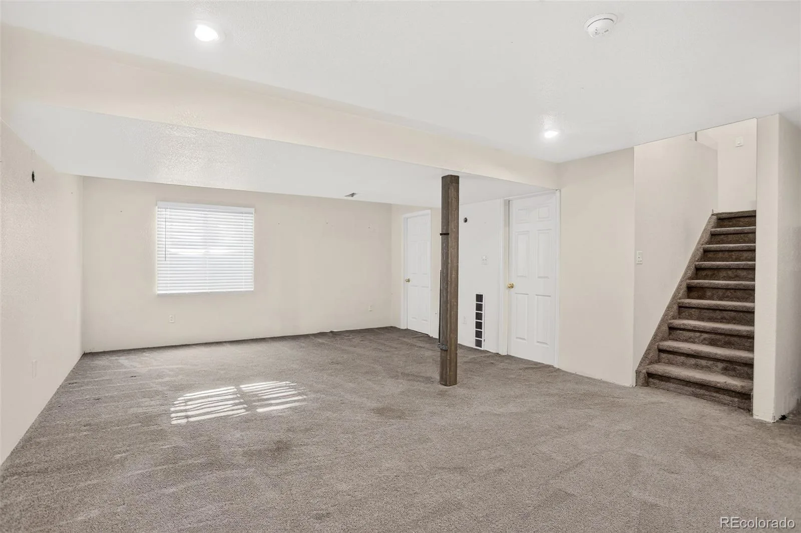 10026 Westside Circle Littleton CO 80125 | MLS #REC7749118 08032026192653 1600 34