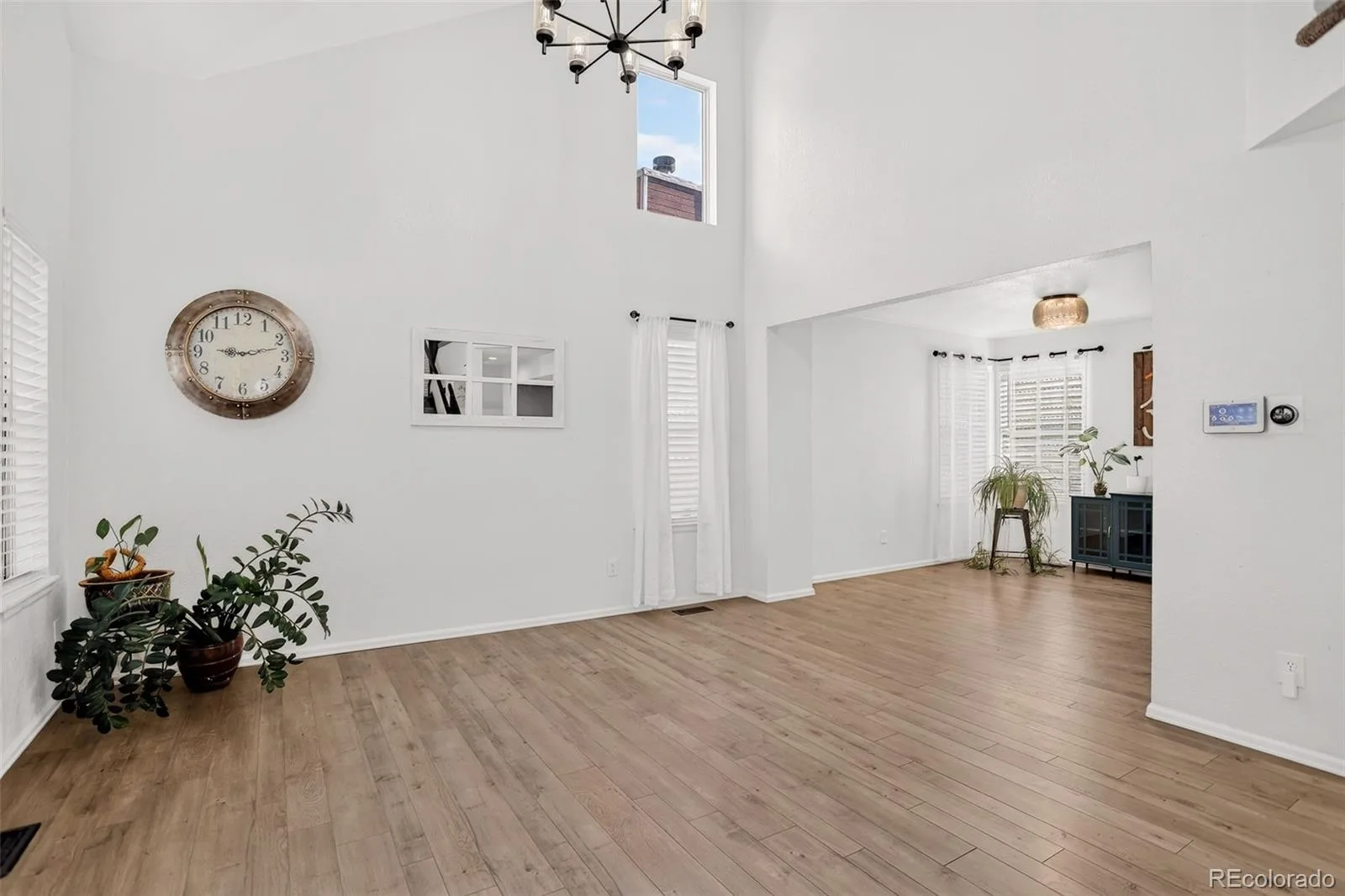 10026 Westside Circle Littleton CO 80125 | MLS #REC7749118 08032026192653 1600 4