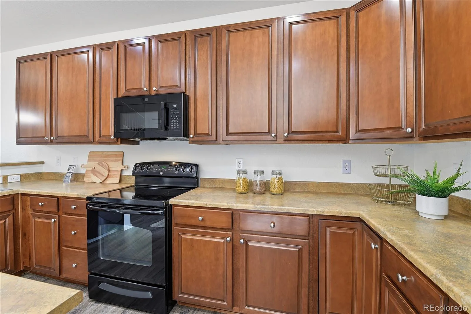 22780 E Briarwood Place Aurora CO 80016 | MLS #REC7750149 08052026190316 1600 9