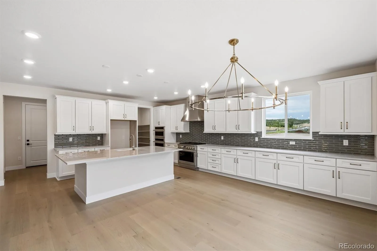5725 Pleasant View Drive Castle Rock CO 80108 MLS #REC7751238 07232026162910 1600 10