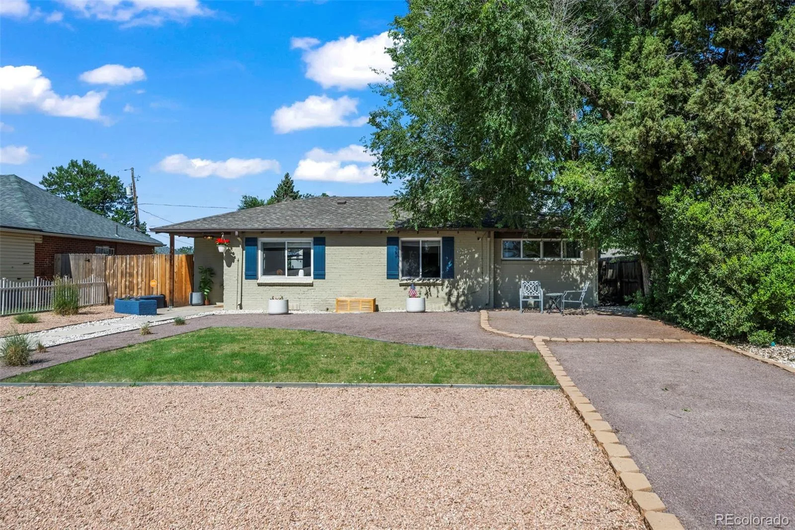 3051 Grape Street Denver CO 80207 MLS #REC7756568 06122026142438 1600 25