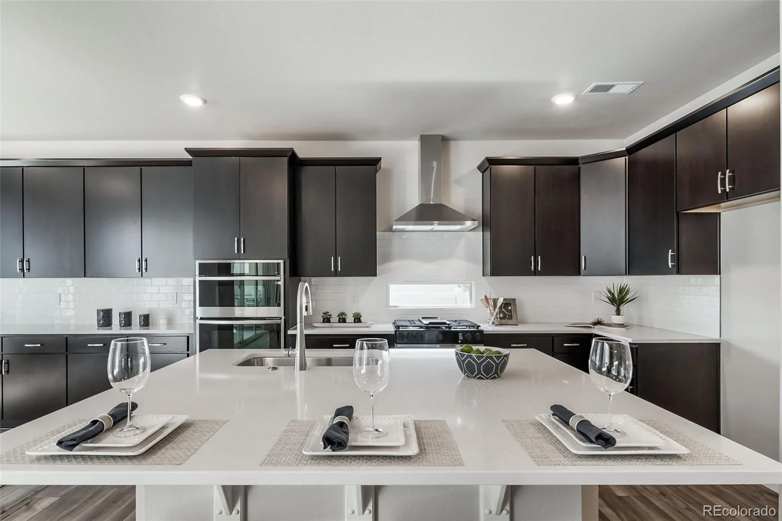 22103 E 49th Place Aurora CO 80019 | MLS #REC7757502 09262026154646 1600 3