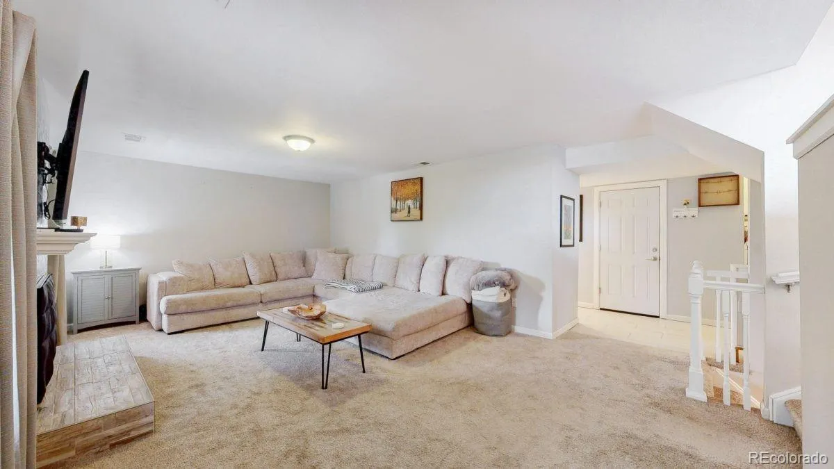 17677 E Prentice Circle Centennial CO 80015 MLS #REC7758243 05182026195618 1200 10