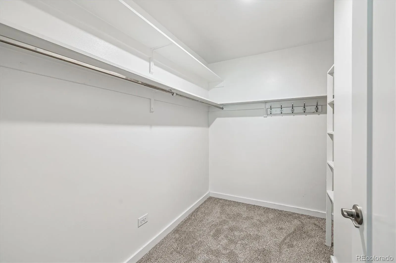 650 S Alton Way #10A Denver CO 80247 MLS #REC7758921 04232026230629 1600 11