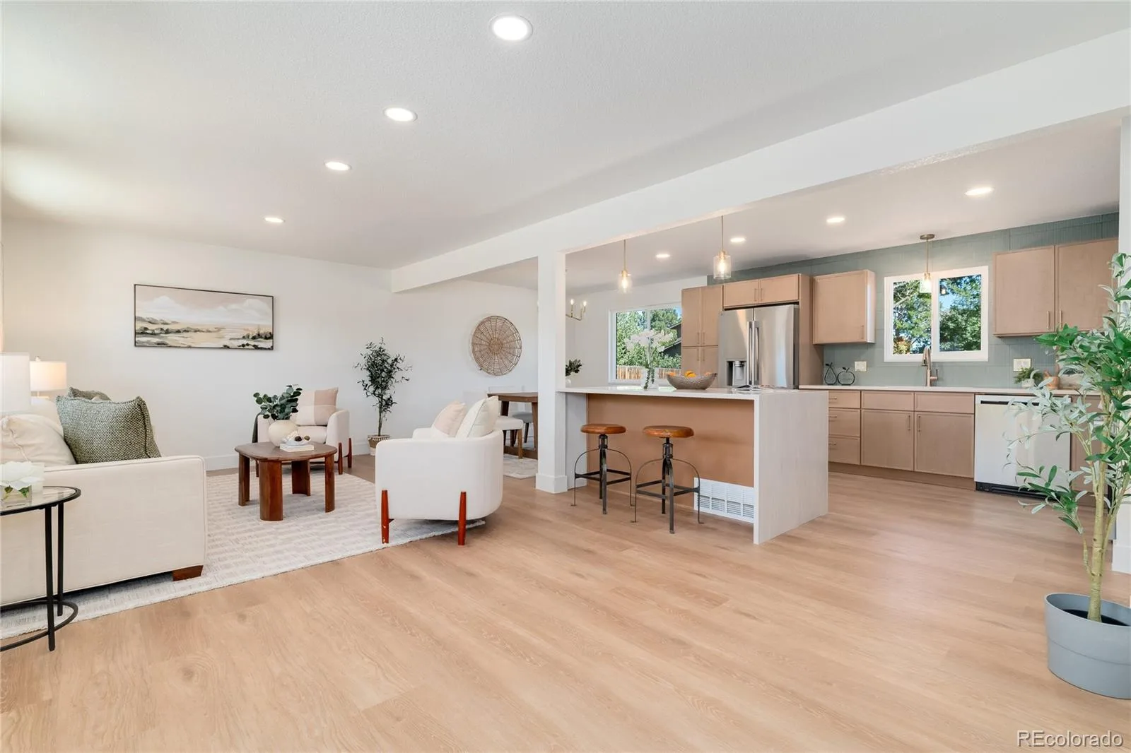 7326 S Lafayette E Circle Centennial CO 80122 | MLS #REC7759197 10062026210118 1600 3