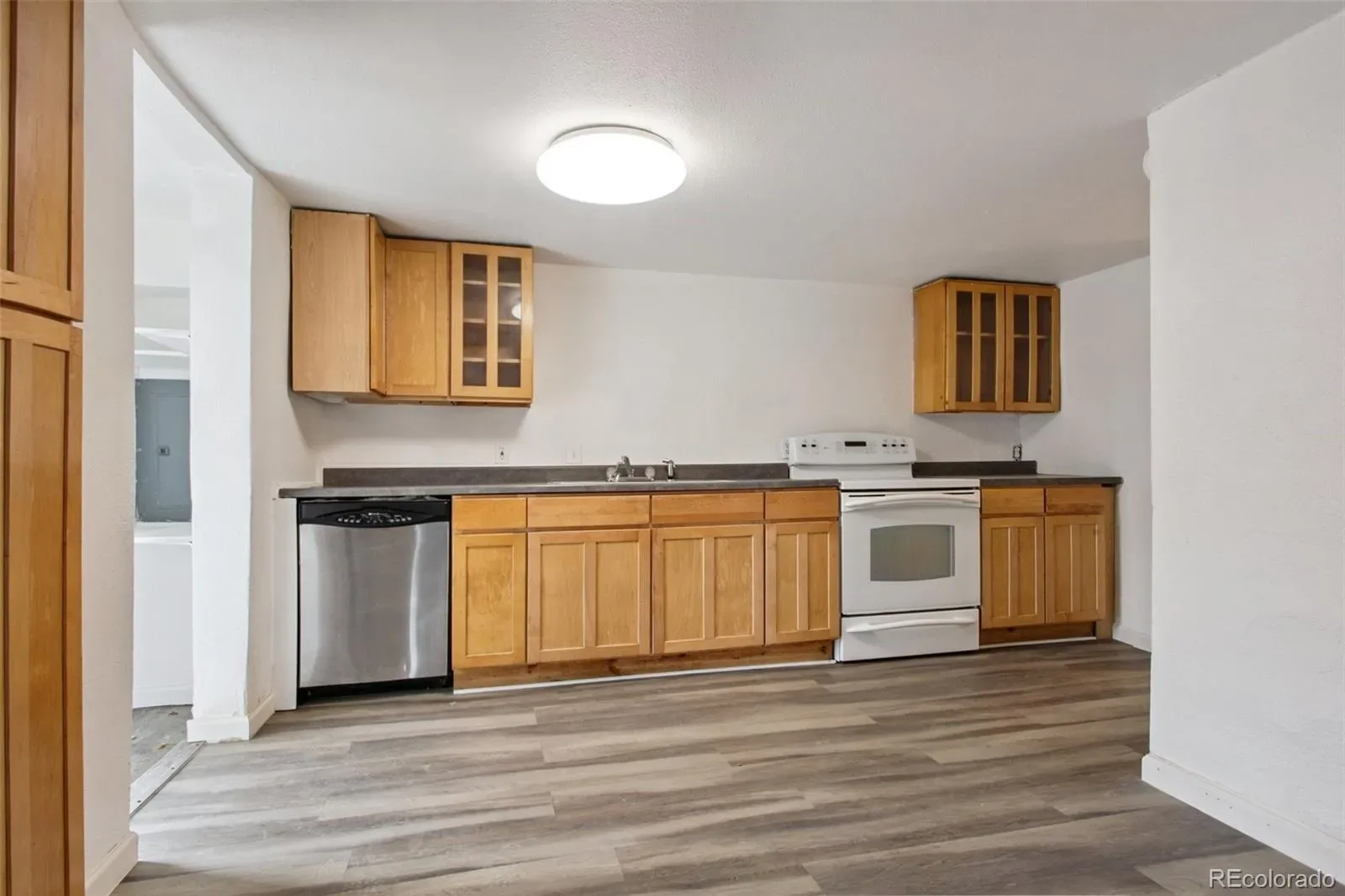 3200 W Custer Place Denver CO 80219 MLS #REC7764604 03182026164733 1600 6