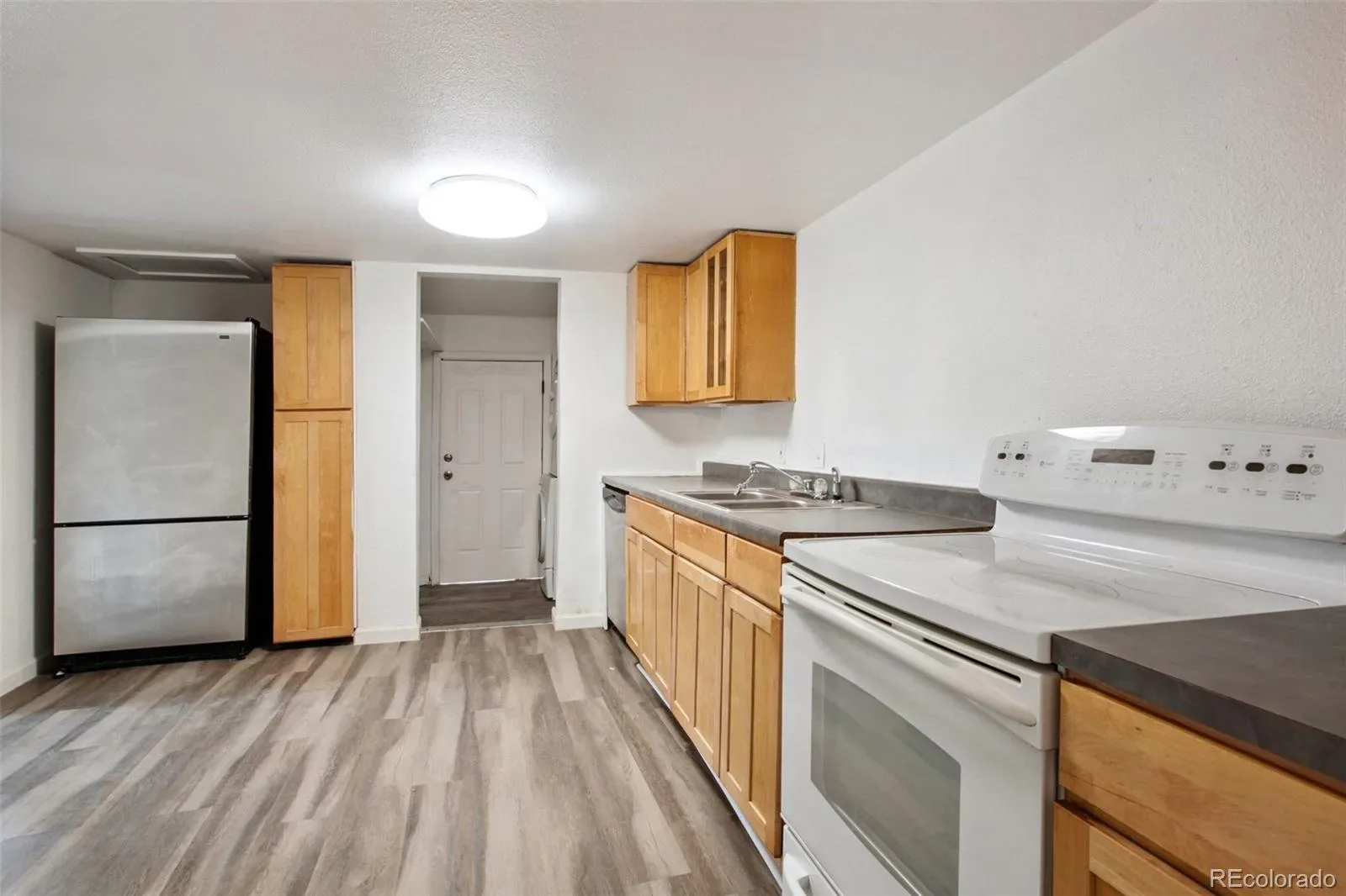3200 W Custer Place Denver CO 80219 MLS #REC7764604 03182026164733 1600 7
